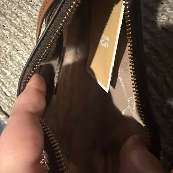 Micheal Kors hand bag